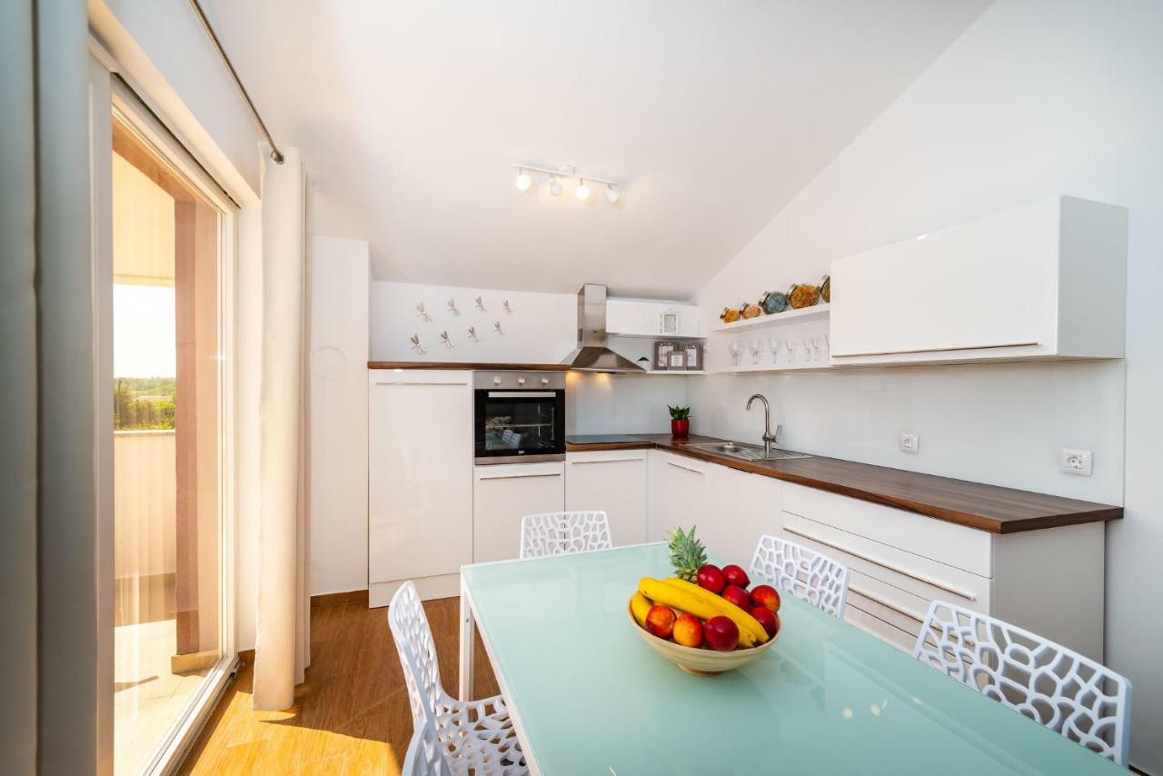 Apartman Zozzy Posedarje Dış mekan fotoğraf